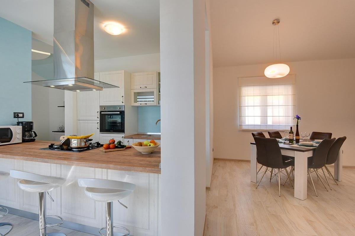 Villa Sunny Home วอดิยัน ภายนอก รูปภาพ