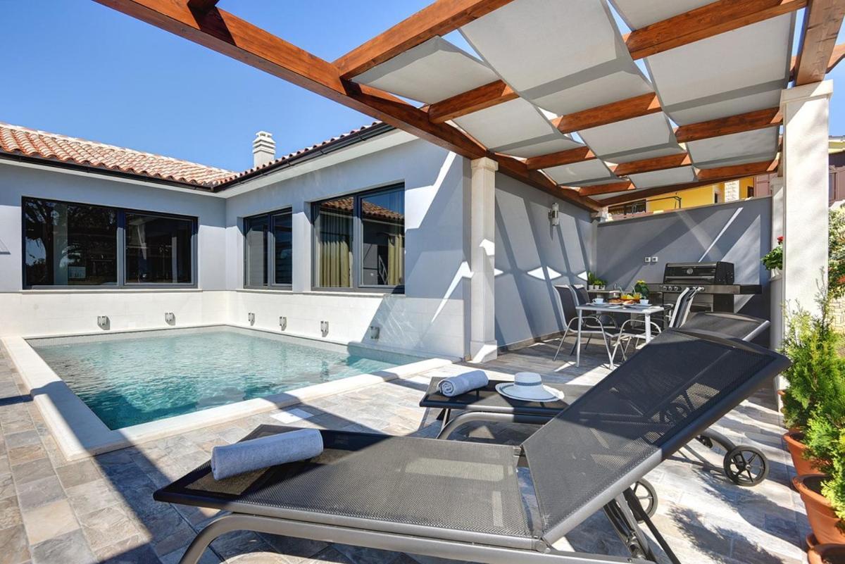 Villa Sunny Home วอดิยัน ภายนอก รูปภาพ